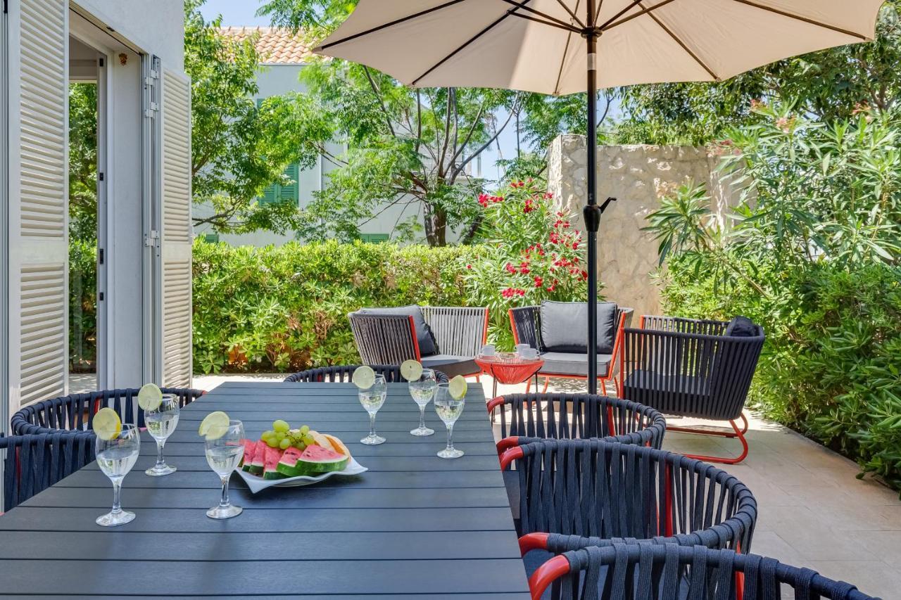 Apartament Luxury Two-floor In With Garden And Pool Petrčane