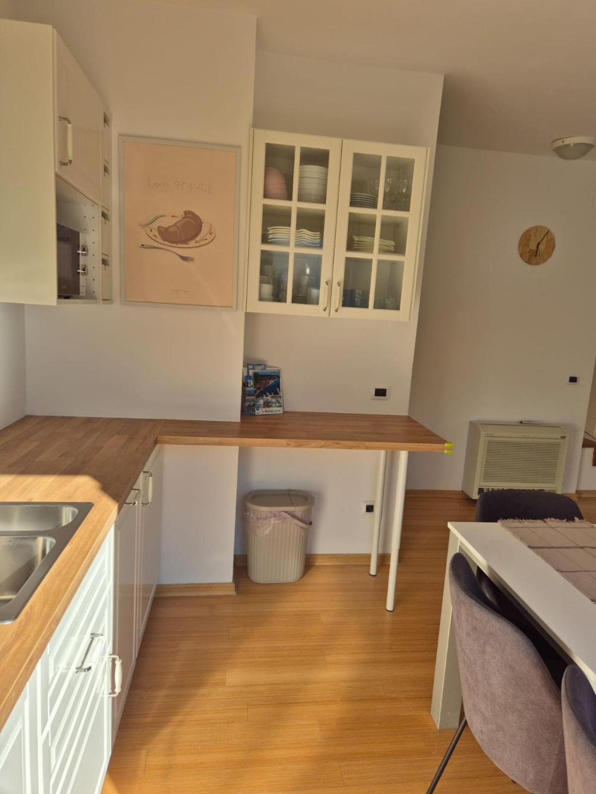 Apartament Luxury Two-floor In With Garden And Pool Petrčane