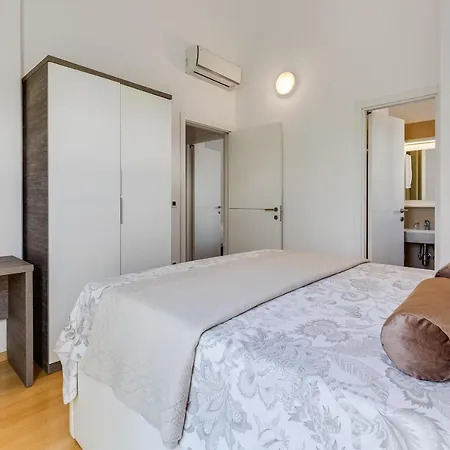 Luxury Two-Floor Apartment In Petrcane With Garden And Pool Exterior photo