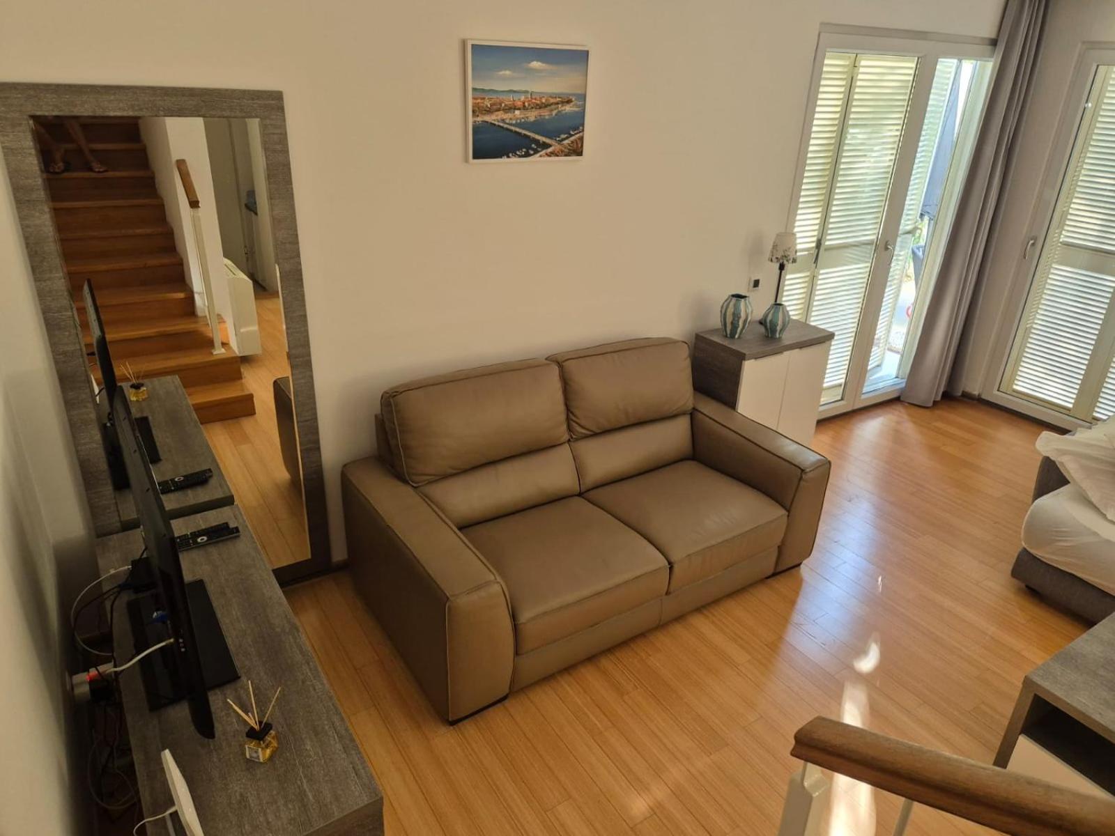 Apartment Luxury Two-floor In With Garden And Pool
