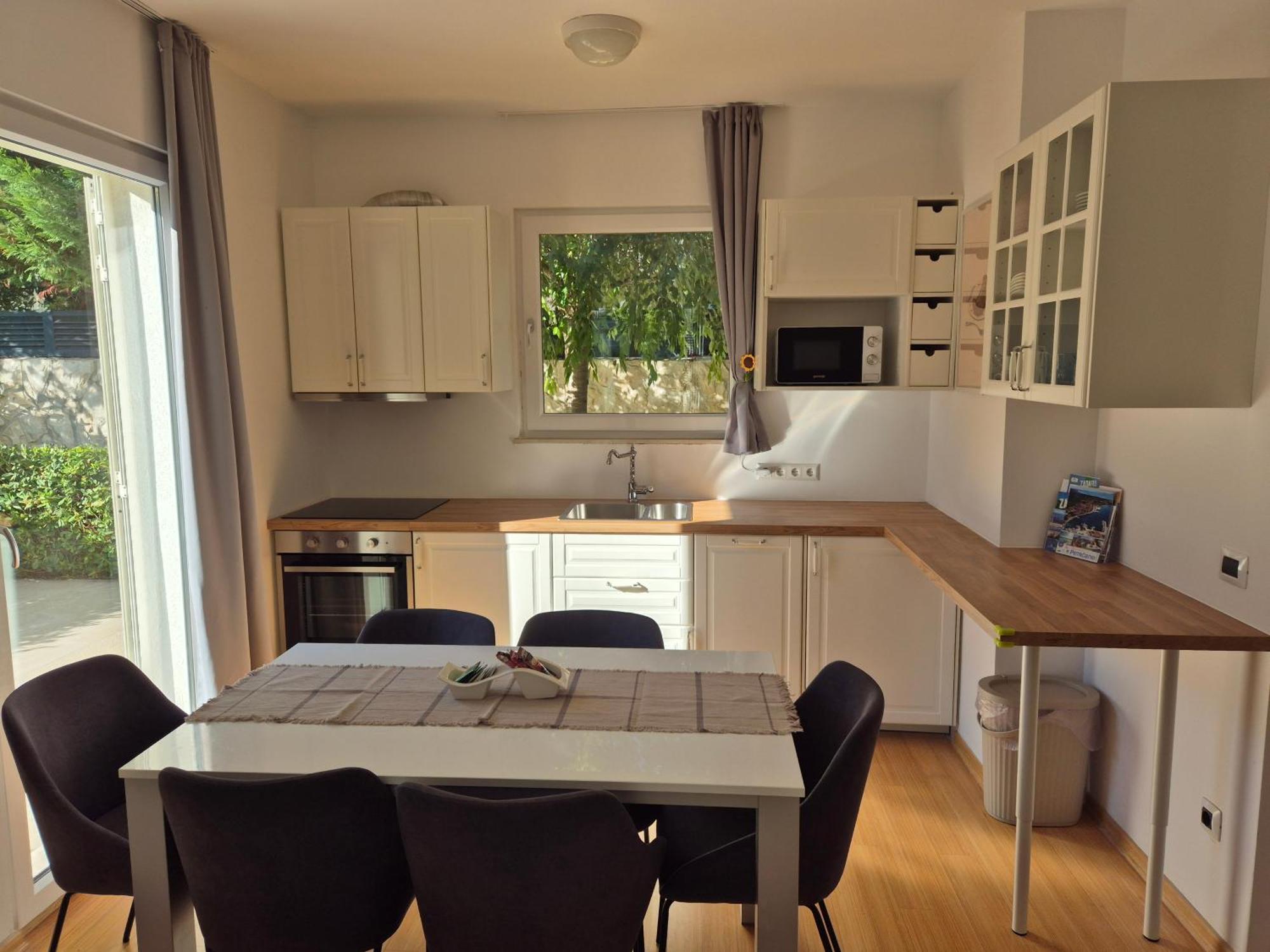 Apartment Luxury Two-floor In With Garden And Pool Petrcane