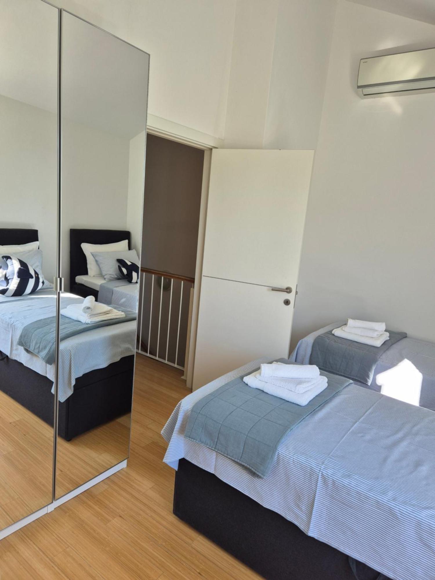 Luxury Two-floor In With Garden And Pool * Petrcane